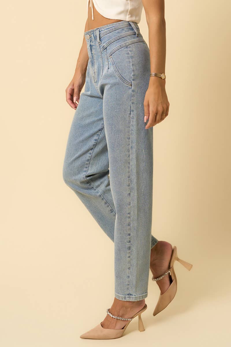 High Rise Pleated Tapered Jeans