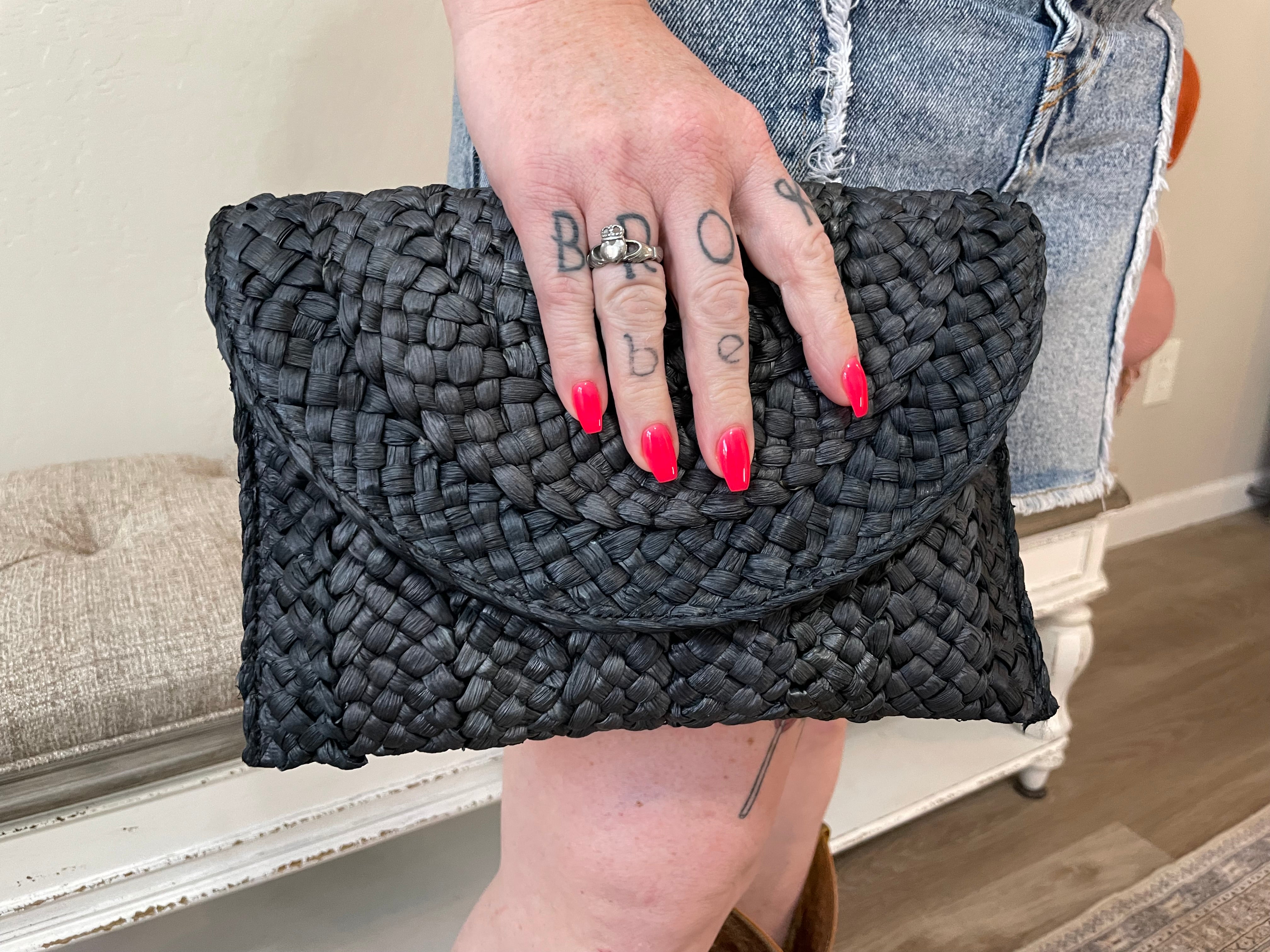 Aegean Clutch: Black