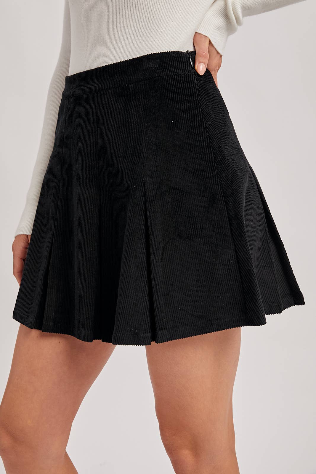 CORDUROY PLEATED MINI SKIRT